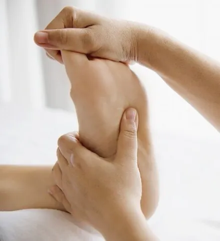 Gut zu(m) Fuß - Fusspflege - Massage
